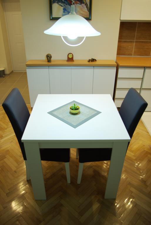Square Studio Apartment Ni Eksteriør bilde